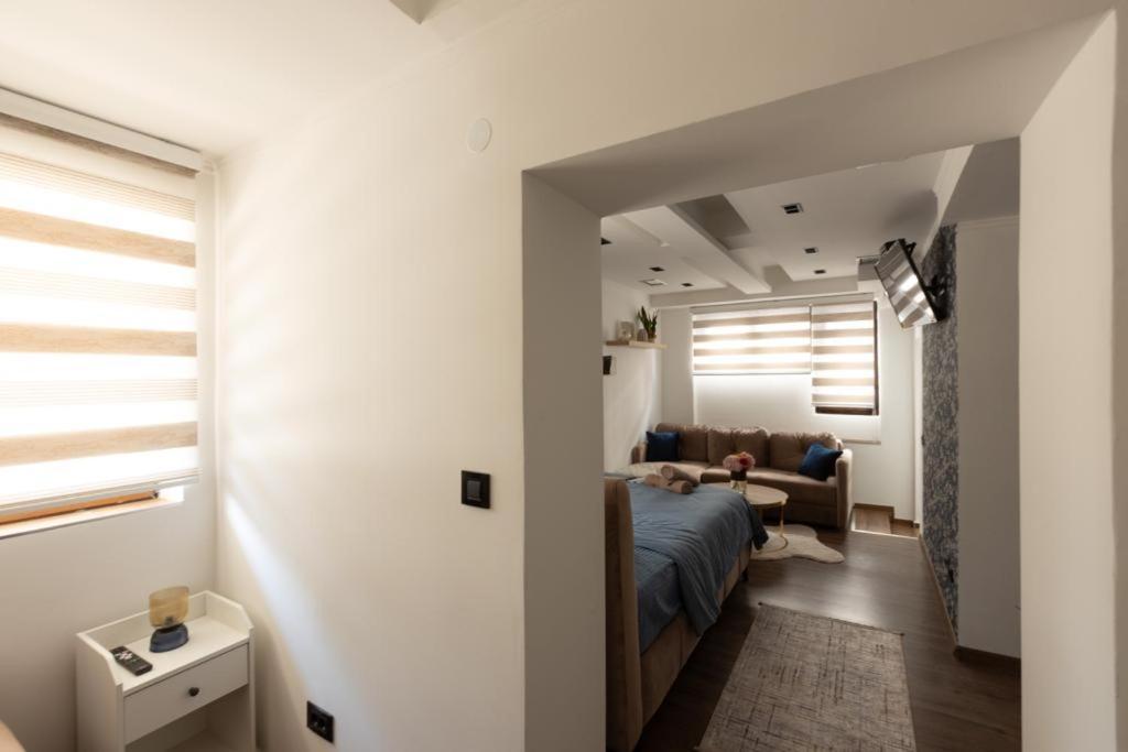 Bonsai Apartment Нови пазар Екстериор снимка