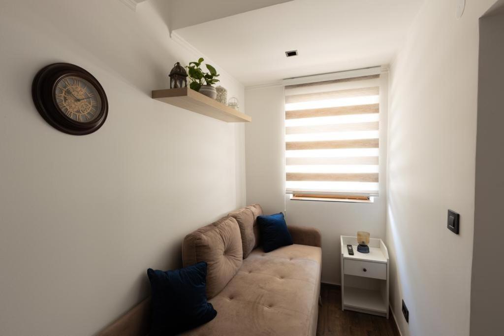 Bonsai Apartment Нови пазар Екстериор снимка